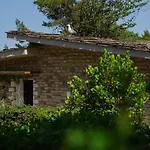 Ξενοδοχείο Makryammos 5*