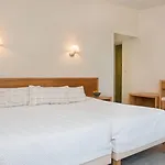 Ξενοδοχείο Makryammos 5*