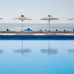بنغلات ماكرياموس فندق