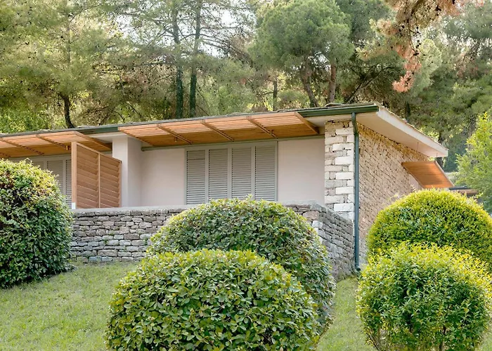 马克亚姆斯酒店 Makriammos