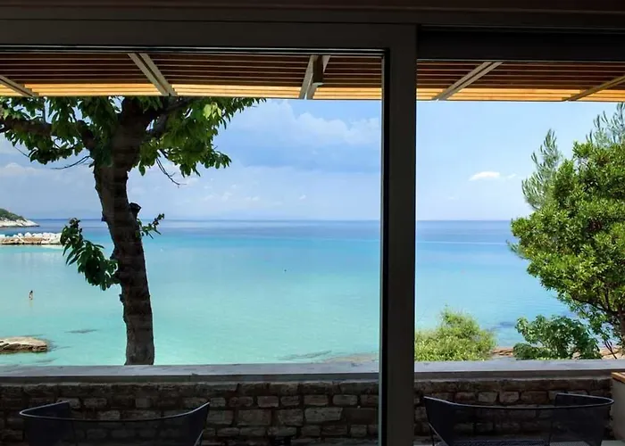 马克亚姆斯酒店 Makriammos